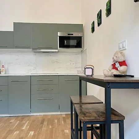 Near Muzeum 1 아파트 프라하