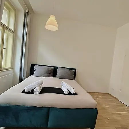 Near Muzeum 1 프라하